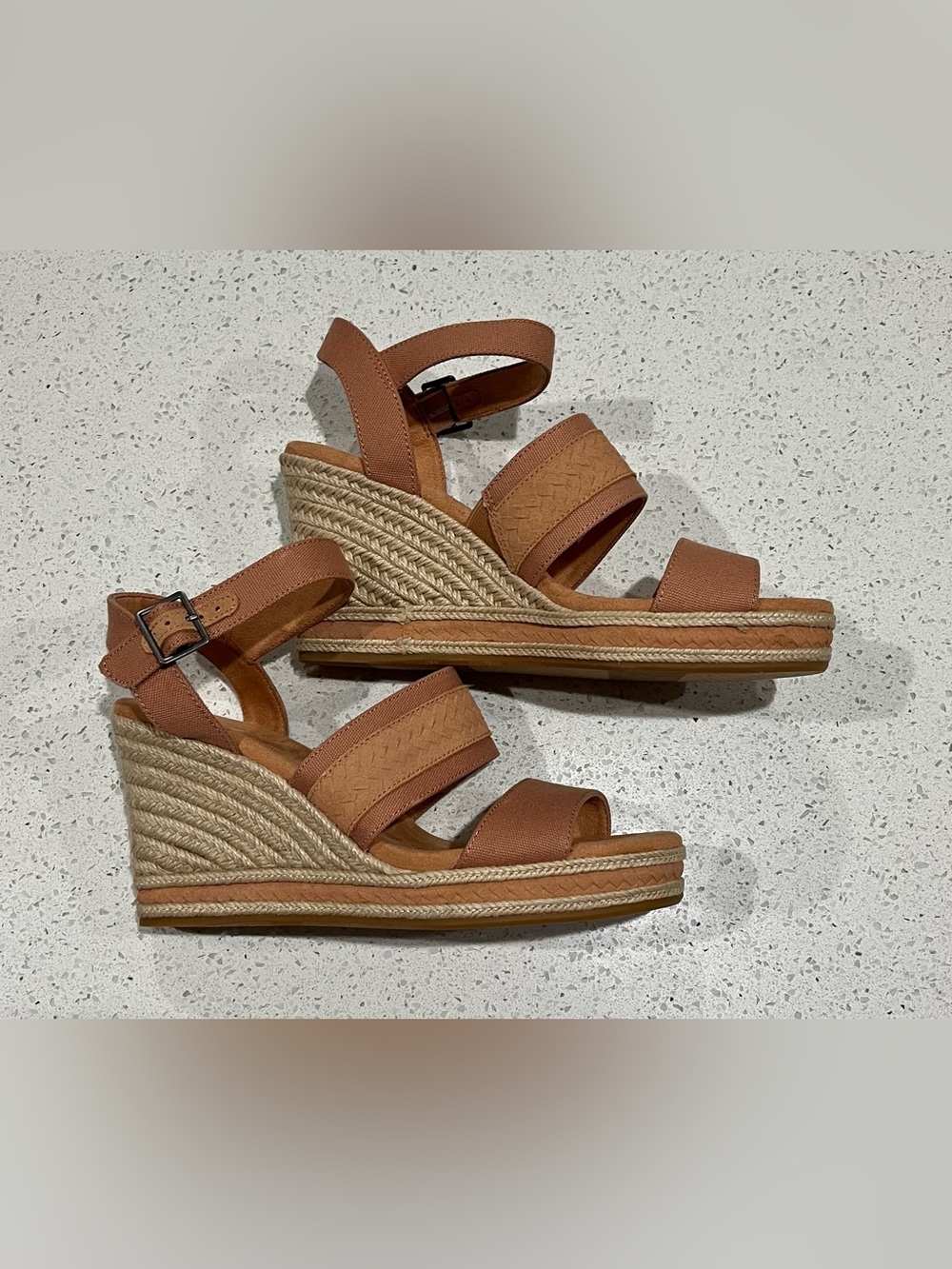 Tom’s Madelyn Sandy Beige Women’s Wedge Platform Sandals Size 9.5 New